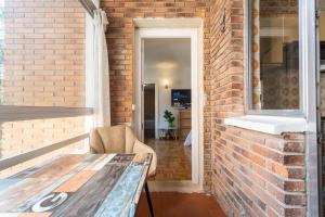 Apartamento Céntrico con solárium, WiFi y Metro cerca