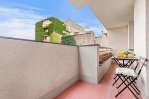 Elegant City Escape - Modern & Central