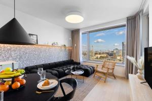 Stylish Haven SkyPark Apartment