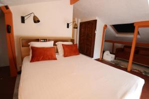 Hotels La Villa Roseraie , Hotel Familial OUVERT TOUTE L'ANNEE : photos des chambres
