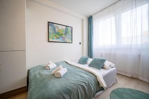 Central Studio Modern & Cozy