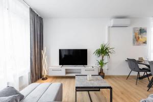 Fabulous Apartment with Garden Terrace