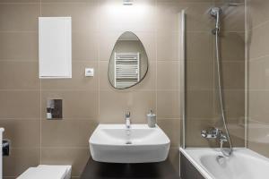 Fabulous Apartment with Garden Terrace