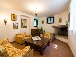 Spacious Villa Retreat