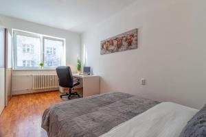 Cosy flat close to central