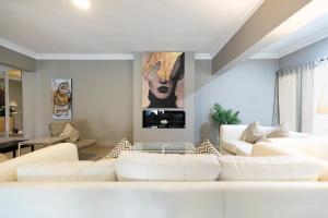 Chic Modern 4-Bedroom Apartment-Maadi Sarayat