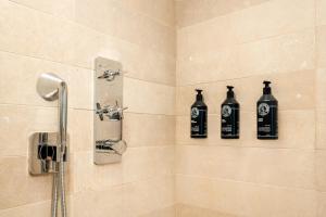 Hotels Hotel Perreyve - Jardin du Luxembourg : Chambre Quadruple