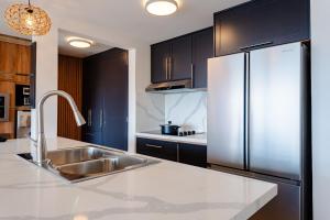 Elements Penthouse 23 condo