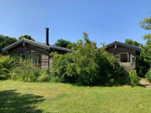 Renovated Holiday Home With Sea View On Agersø