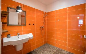Appartements L-air du Tarn fibre jardin parking : photos des chambres