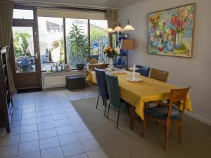 Holiday Home Noordwijk near Beach