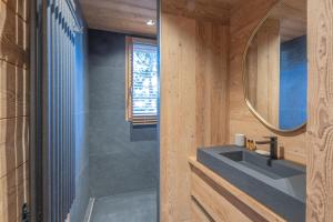 Alpe dHuez Houses - Sarenne - Grand standing pour 4ou5 Sauna Fitness Babyfoot