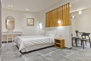 Posidonia Luxury Suites