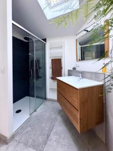 Maisons de vacances Maison de village avec tropezienne : photos des chambres