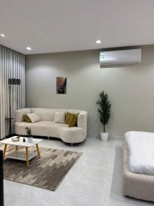 استديو انيق بدخول ذاتي