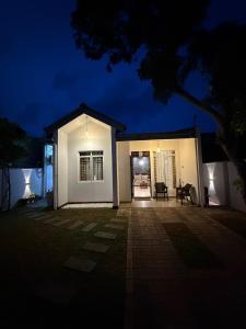 Secure & Quiet Gated Retreat