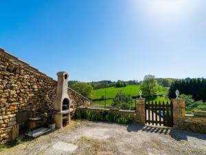 Maisons de vacances Forest View Home in Loubejac : photos des chambres