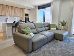 Penthouse with hot tub located close to Selwo