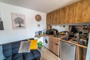 2 Bedroom Apartment 6-7pers, parking, 10min Honfleur