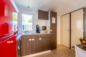 Les bruyères 58 - Mobil home dans camping familial piscine chauffée - wifi