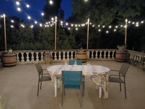 Maisons de vacances Le Regagnas, maison vigneronne : Maison 3 Chambres