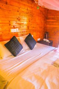 New Bamboo Cabana Ella