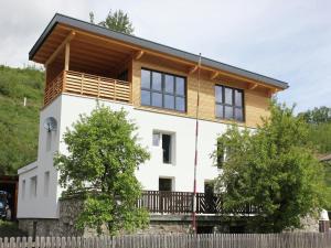 Holiday Home in Wenns near Ski Lift