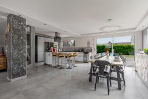 Villas Gites Spa Strasbourg - La Villa 14 : photos des chambres