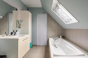 Villas Gites Spa Strasbourg - La Villa 14 : photos des chambres