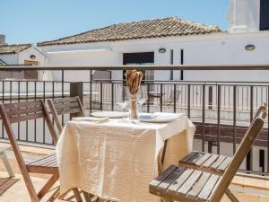 Sibs Sanlucar Fariñas 11-15 - Historical building