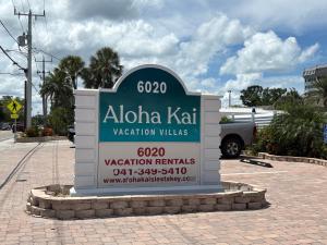 Beachside Escape for 6 with Pool & Direct Sand Access - Aloha Kai #49