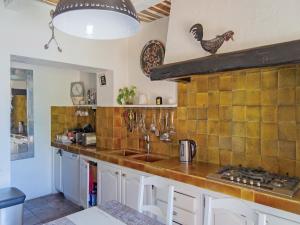 Mansion in Fréjus with Private Pool