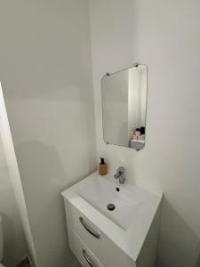 Appartements Studio Bethel cosy a Villejuif centre Paris : photos des chambres