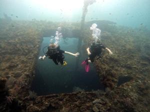 Dhita Bila Bungalows & Dive