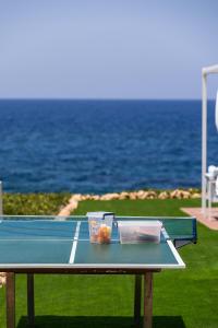 Lili Seafront House, walking distance to the beach & amenities!