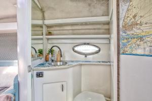 Bateaux Sejour Insolite sur Ulysse - Bateau - Port de Caen : photos des chambres