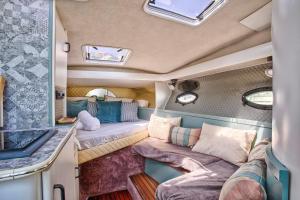 Bateaux Sejour Insolite sur Ulysse - Bateau - Port de Caen : photos des chambres