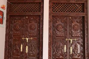 Queens Garden Apartment & Vacation Home