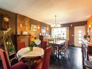 Scenic Retreat in Gimnée