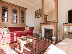 Maisons de vacances Stylish Mansion in Savignac : photos des chambres