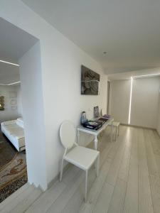 Stunning flat in medieval tower-aquarium, old town town, 7 floor beautiful view