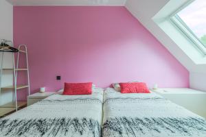 Appartements Chez Carine - Ideal famille, Balcon, Netflix : photos des chambres