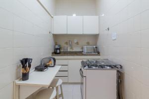 5 minutos da praia de Copacabana - BI404