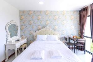 Arunsakhon luxury condo