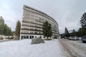 Alexandra 120 by Arosa Vacations, Renoviertes Studio mit Bergblick im Zentrum