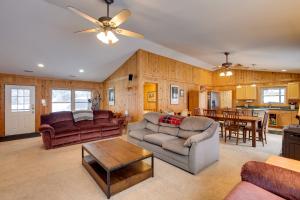 Minocqua Lakefront Cabin with Deck
