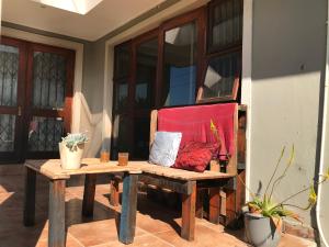 Cozy Luxury NO ANIMAL PRODUCTS ALLOWED ON PREMISES