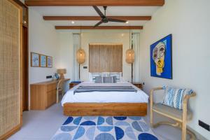 Tropical 2BR Design Villa Pool, Lounge & Workdesk