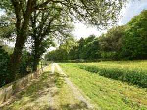 Maisons de vacances Holiday Home in Faverolles with Heated Pool : photos des chambres