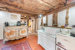 2 Bed in Battle oc-f32643